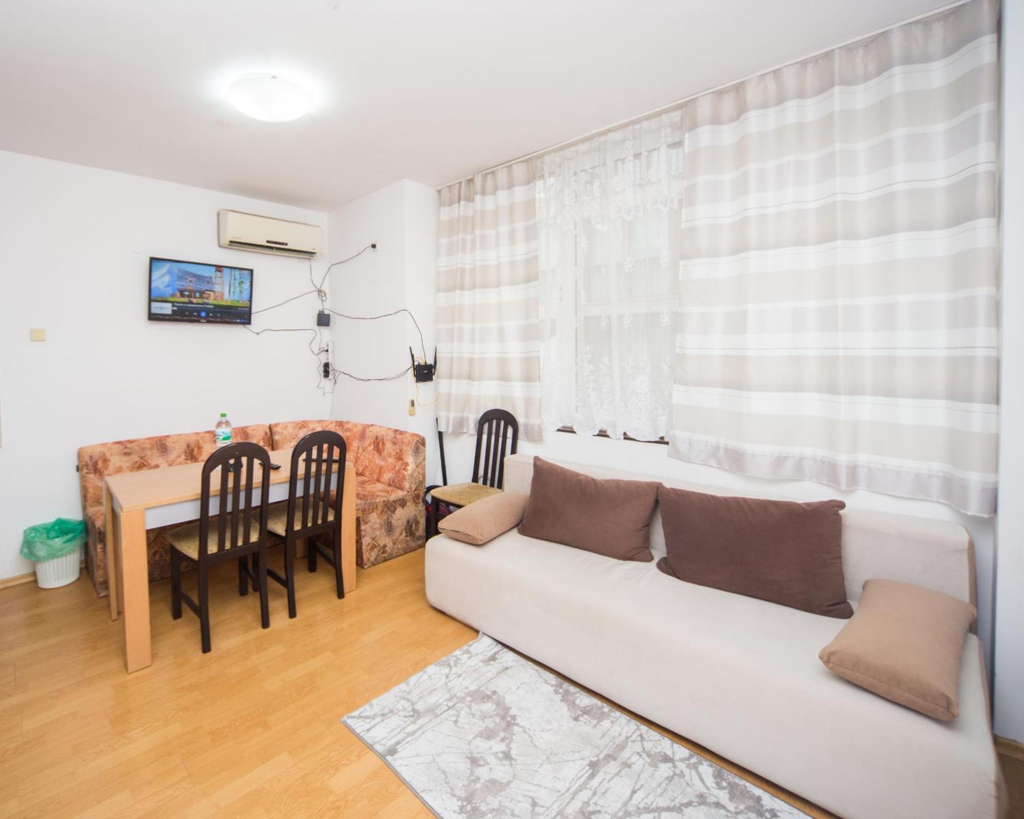 Super Center - Apartment On "Kiril & Metodi" Square Burgaz Dış mekan fotoğraf